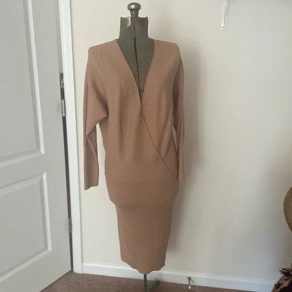 Banana Republic | Dresses | Banana Republic Knit Dress | Poshmark